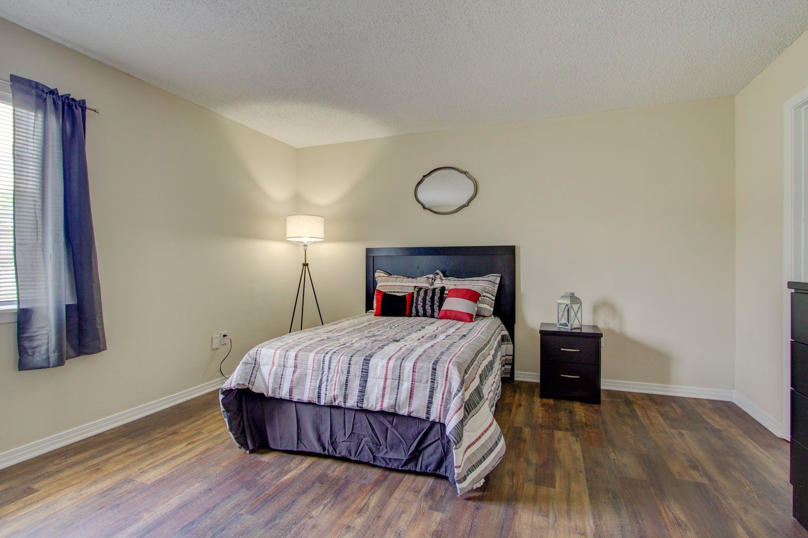 Bedroom | Melrose Apartments