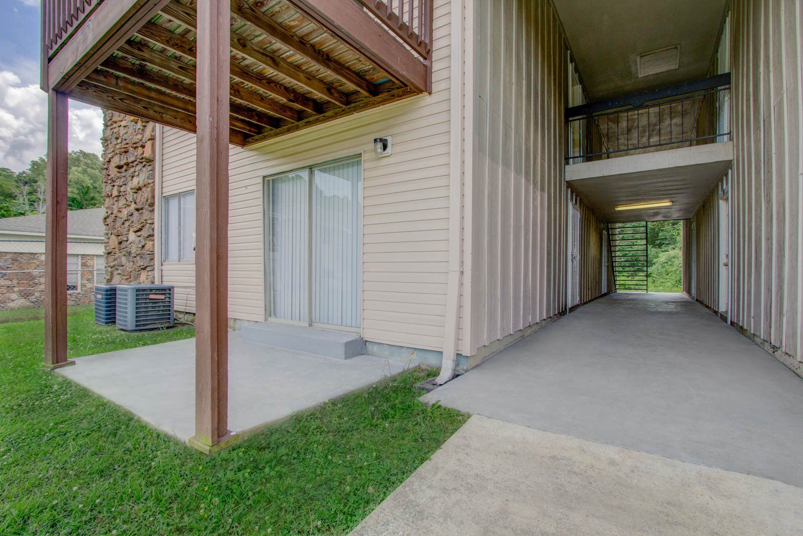 Apartment Porch | Melrose Apartments