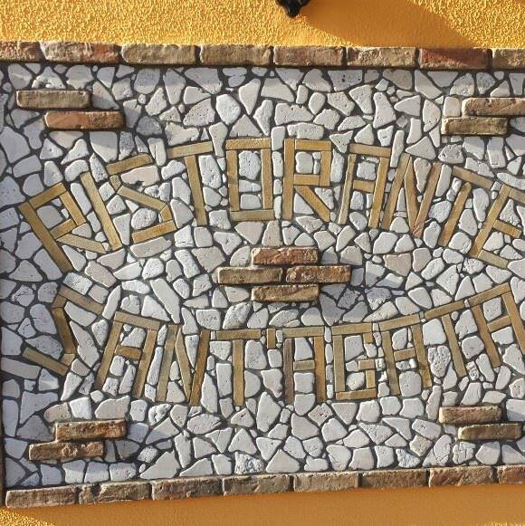 Insegna di un ristorante