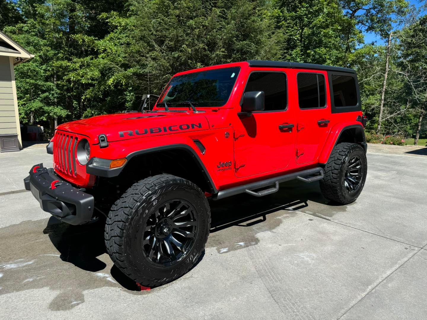 SUV