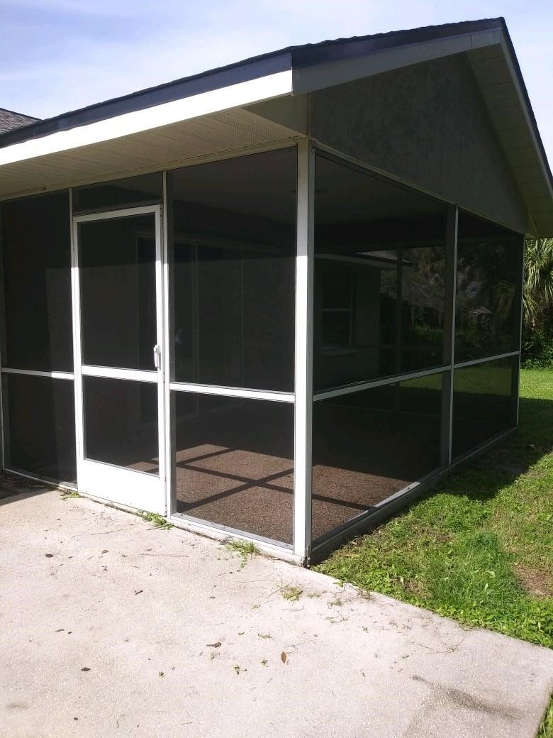 Screen Repairs — Glass Made Roofs and Walls in Spring Hill, FL