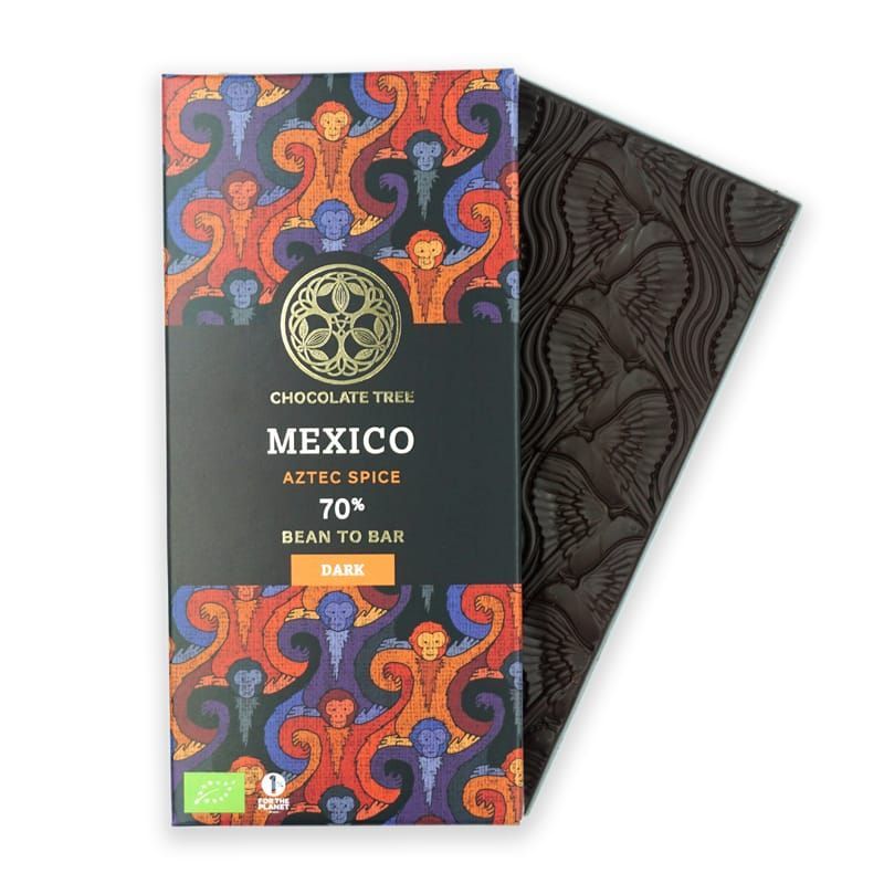 Mexican ancestral cacao, farmed by Mayan communities in Tabasco, refined with almonds then blended with spices and sugar.