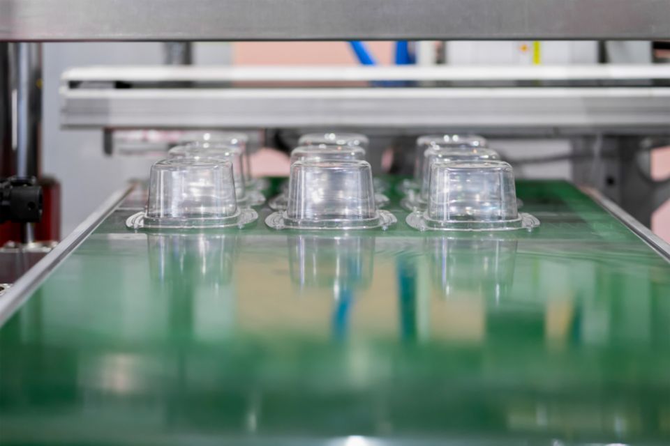 Contenitori in plastica