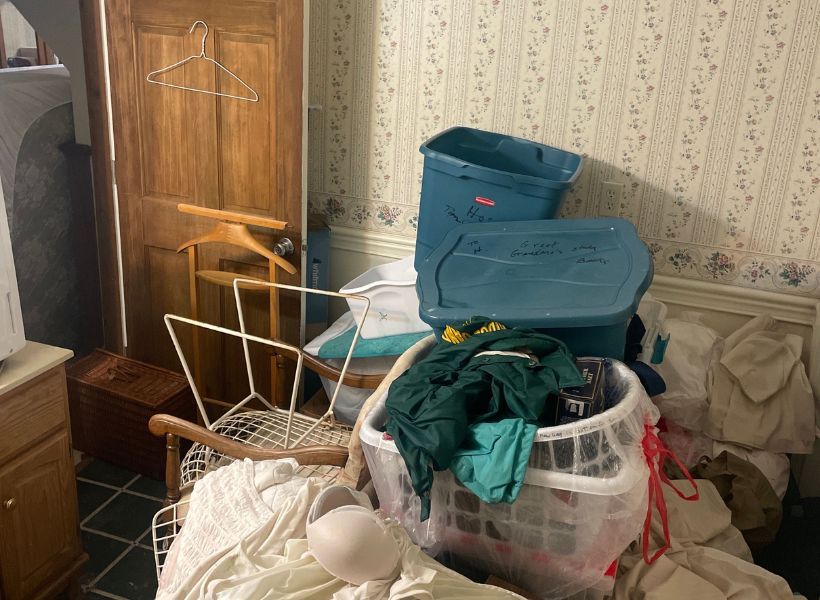 bathroom before mitigation