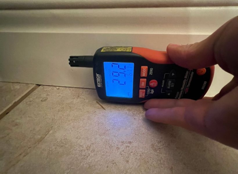 moisture meter in the bathroom