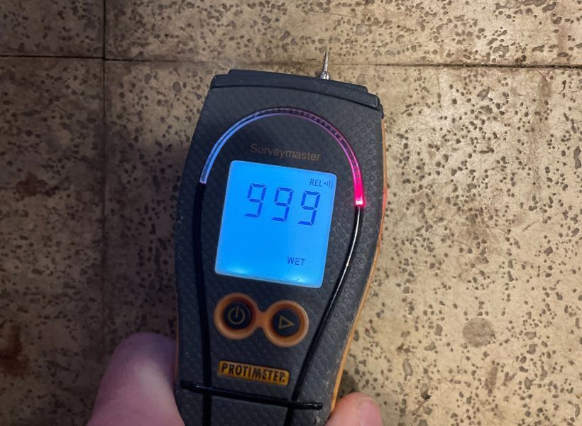 moisture meter reading