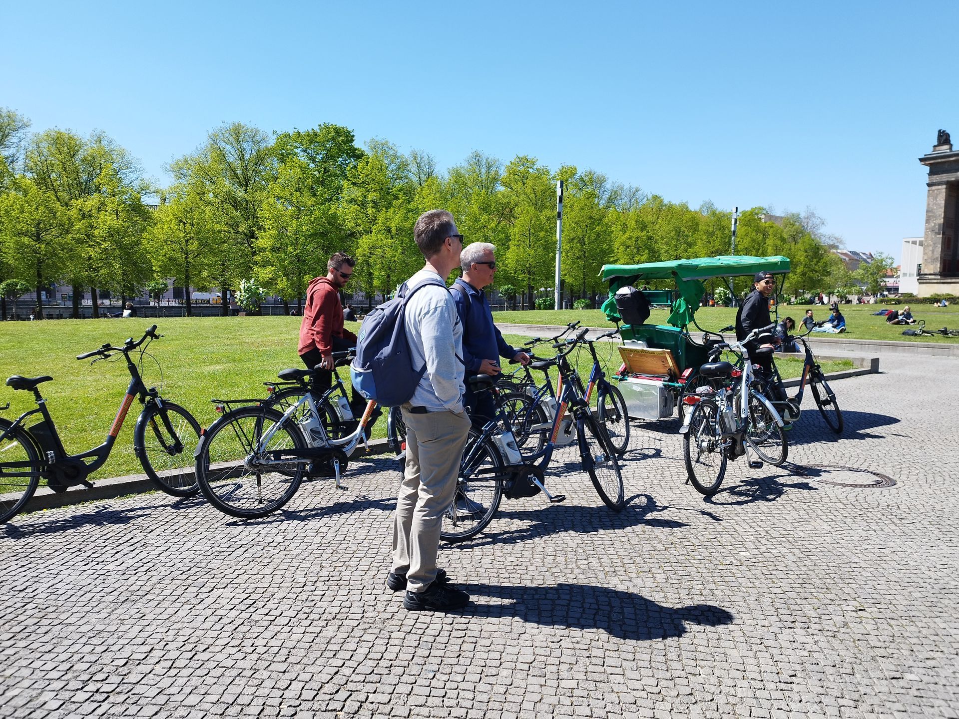 Book our (E)Bike Tours Berlin