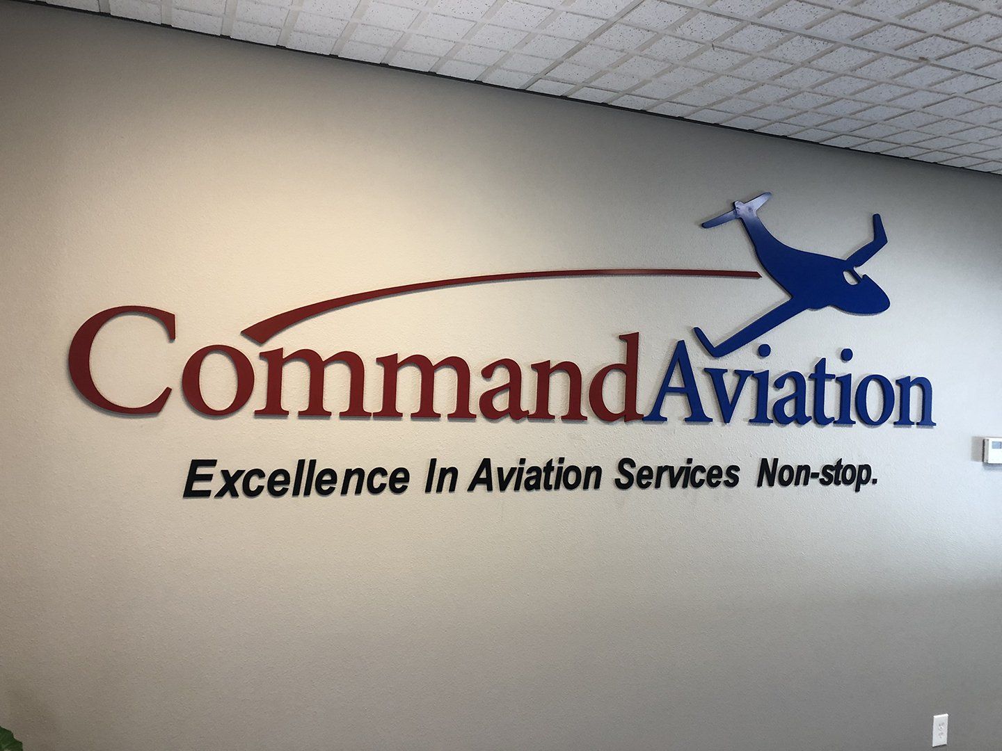 dimensional lettering sign command aviation