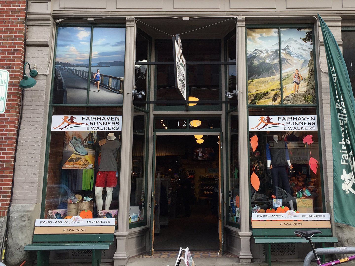 fairhaven runners window graphic