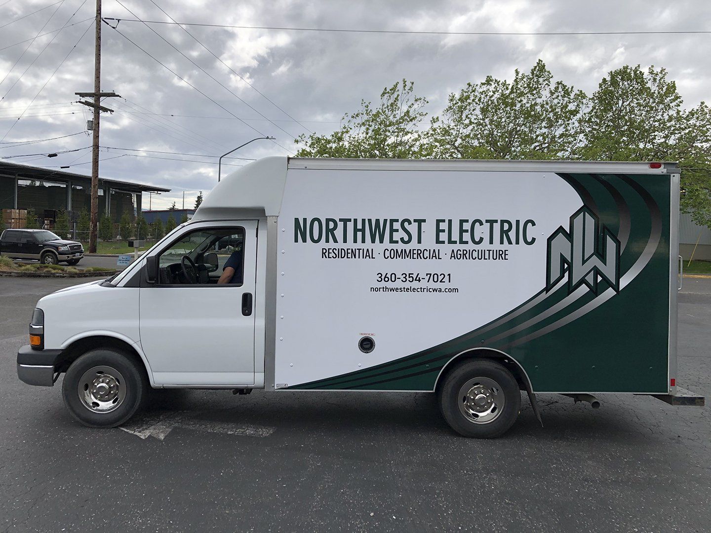 northwest electric box truck wrap