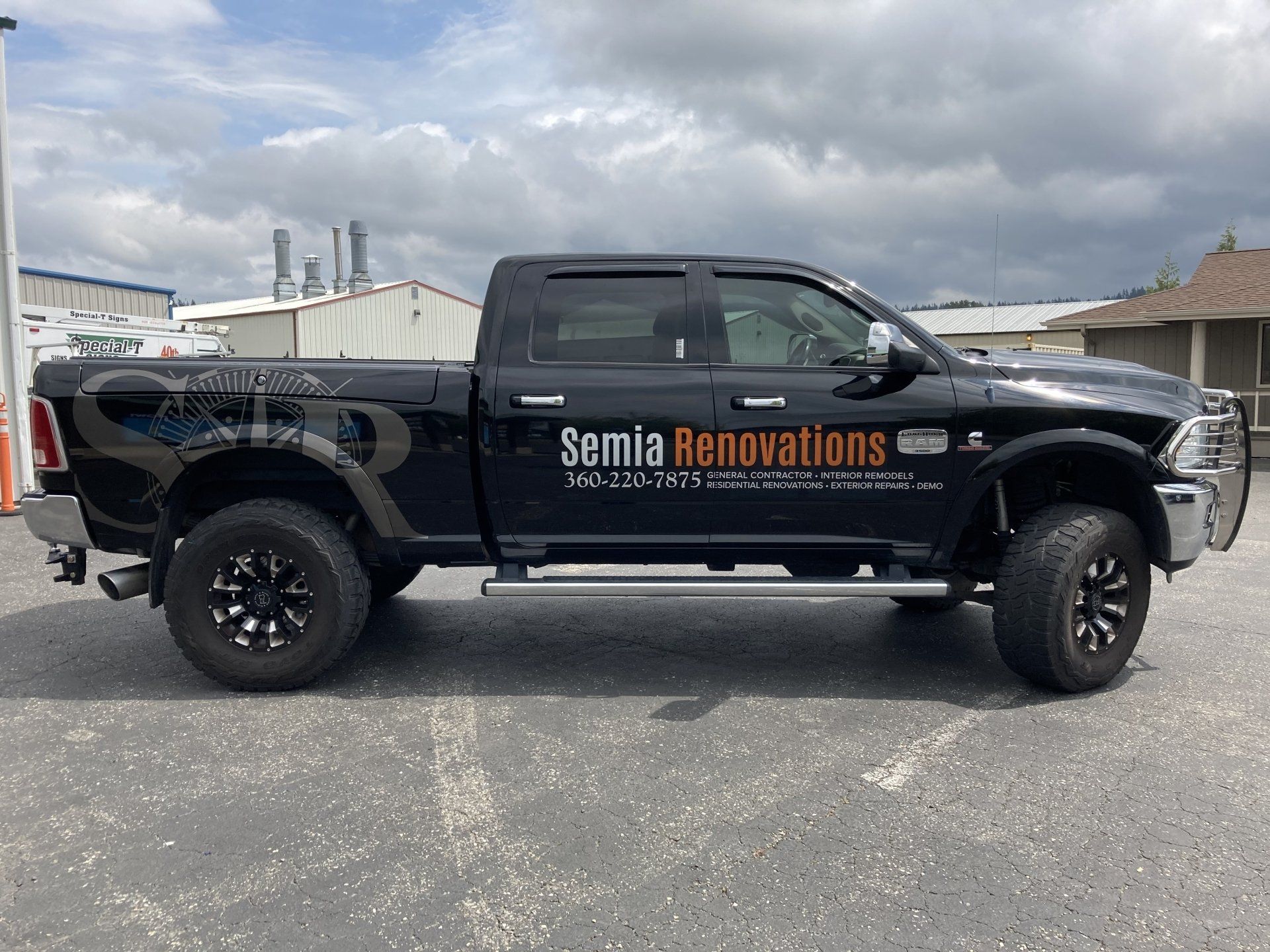 fleet vehicle vinyl graphics on a truck