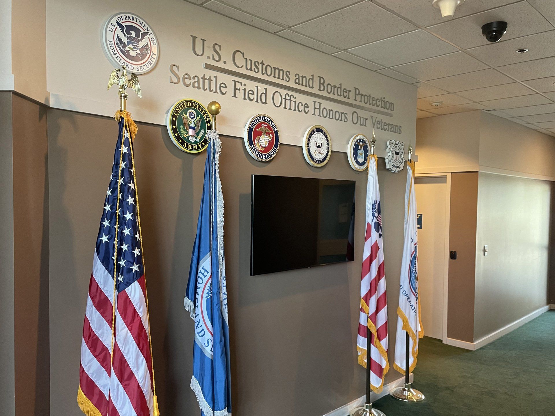 interior dimensional letters