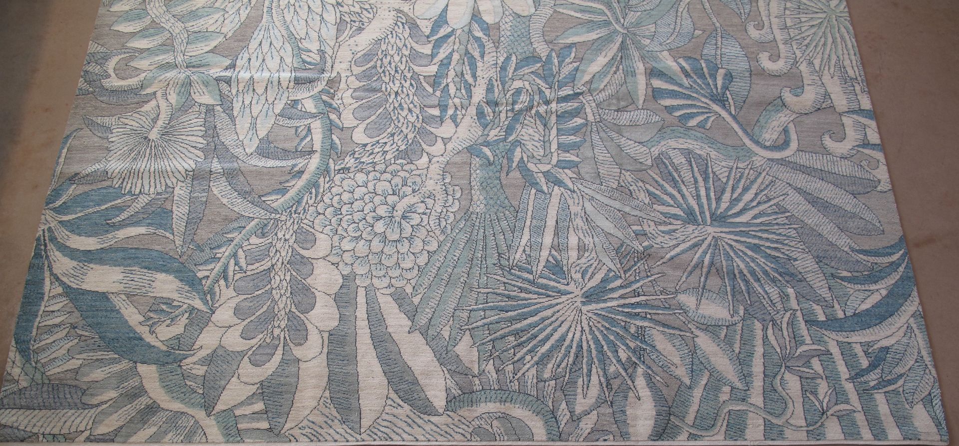 Tibetan | 092771 | 10' X 14'2