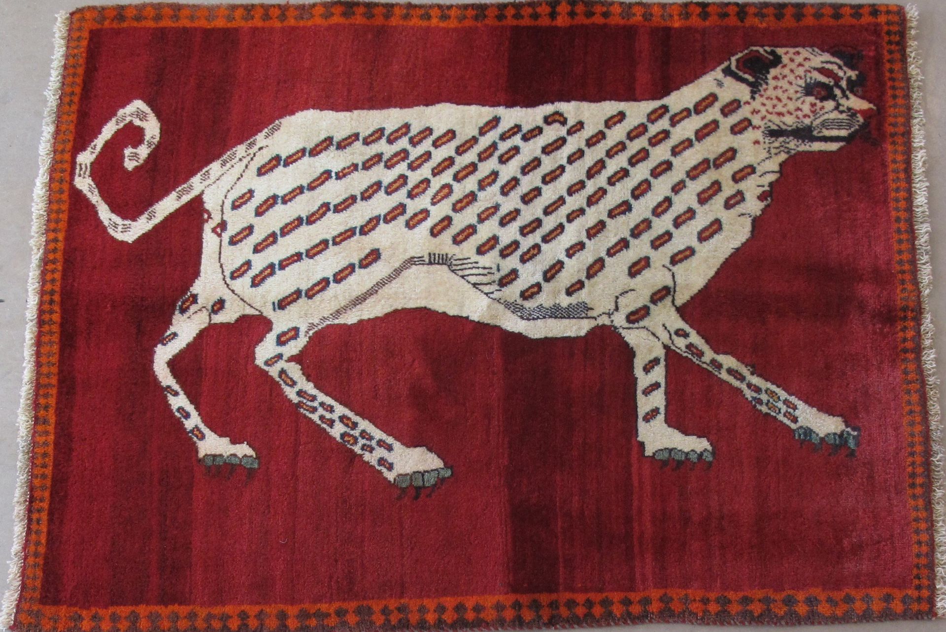 A rug with a picture of a cheetah on it
