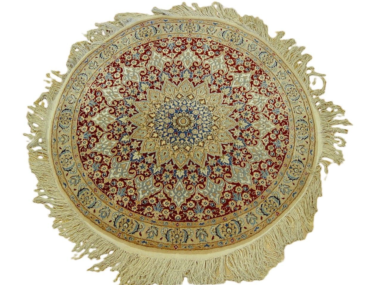 Nain | 110201 | 3' X 3'