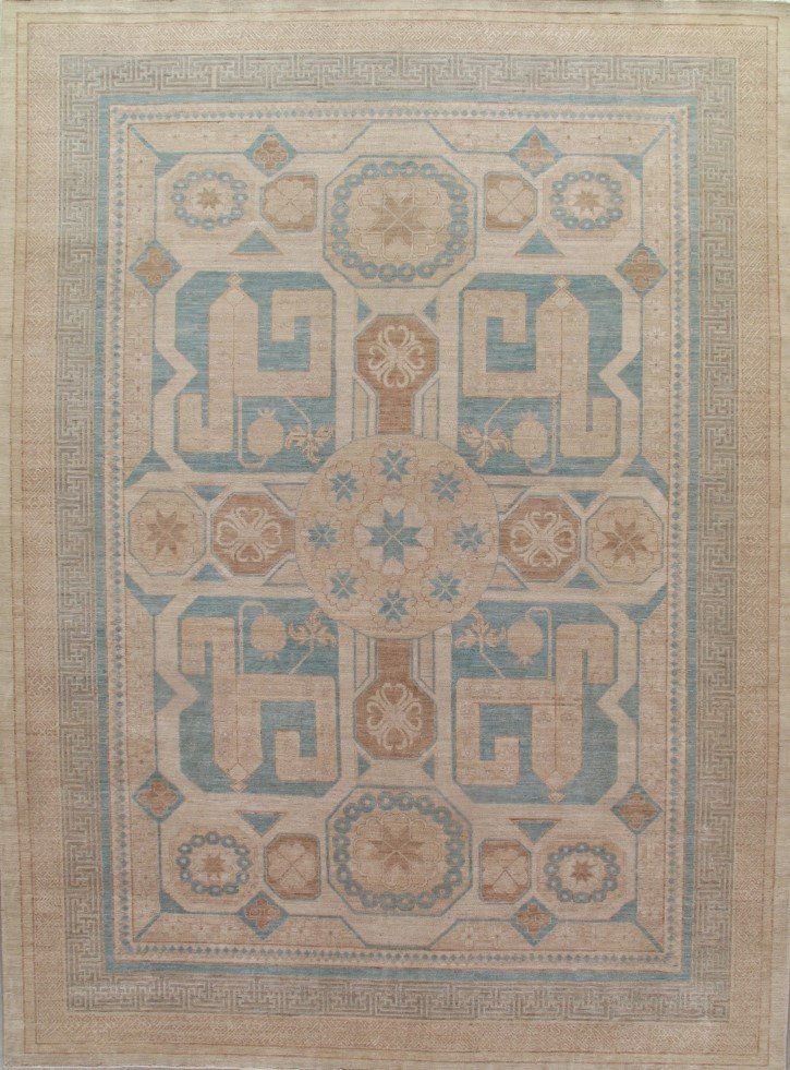 A rug with a pattern on it that looks like a mosaic.