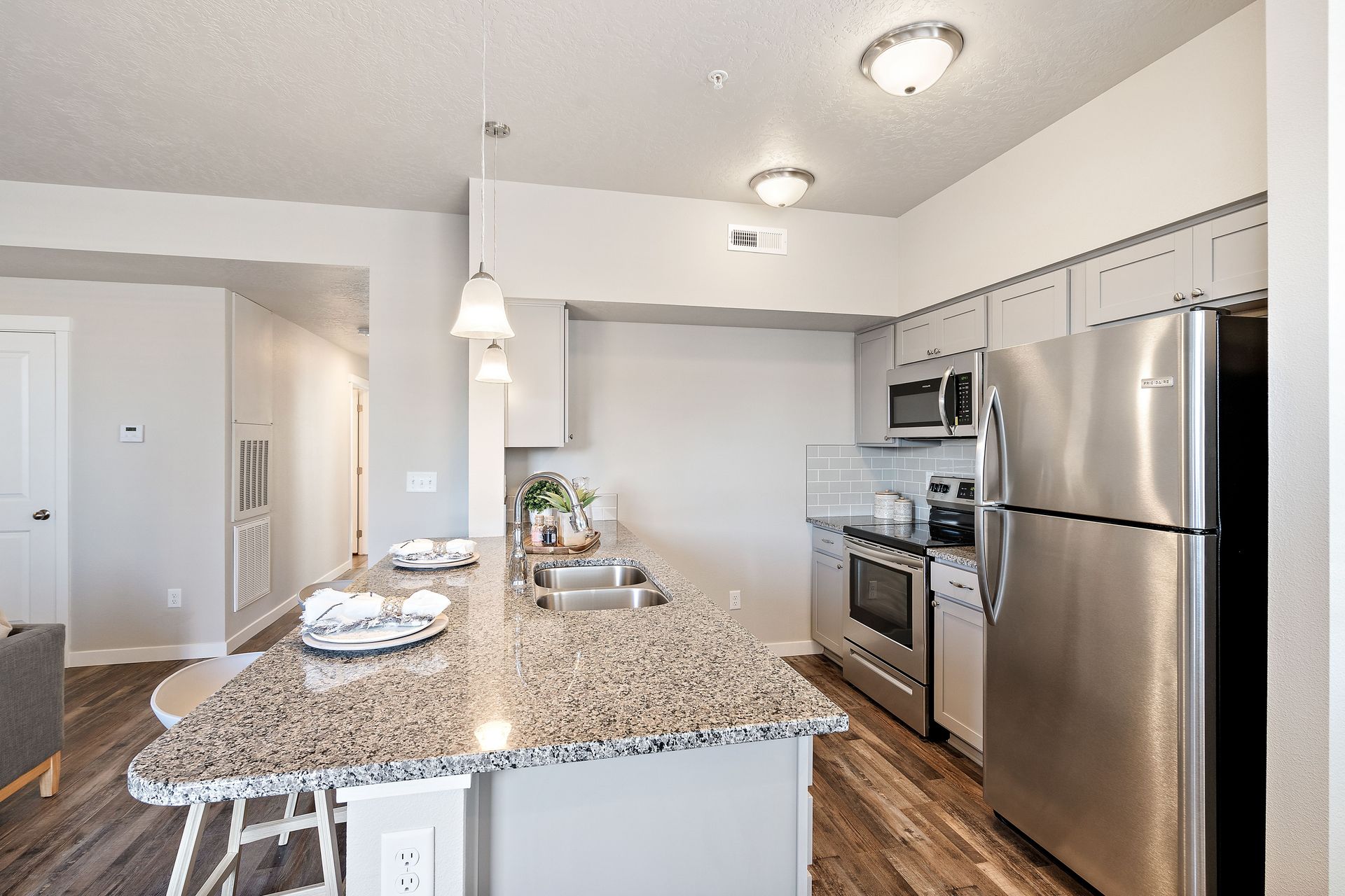 Brownstone flats kitchen 4