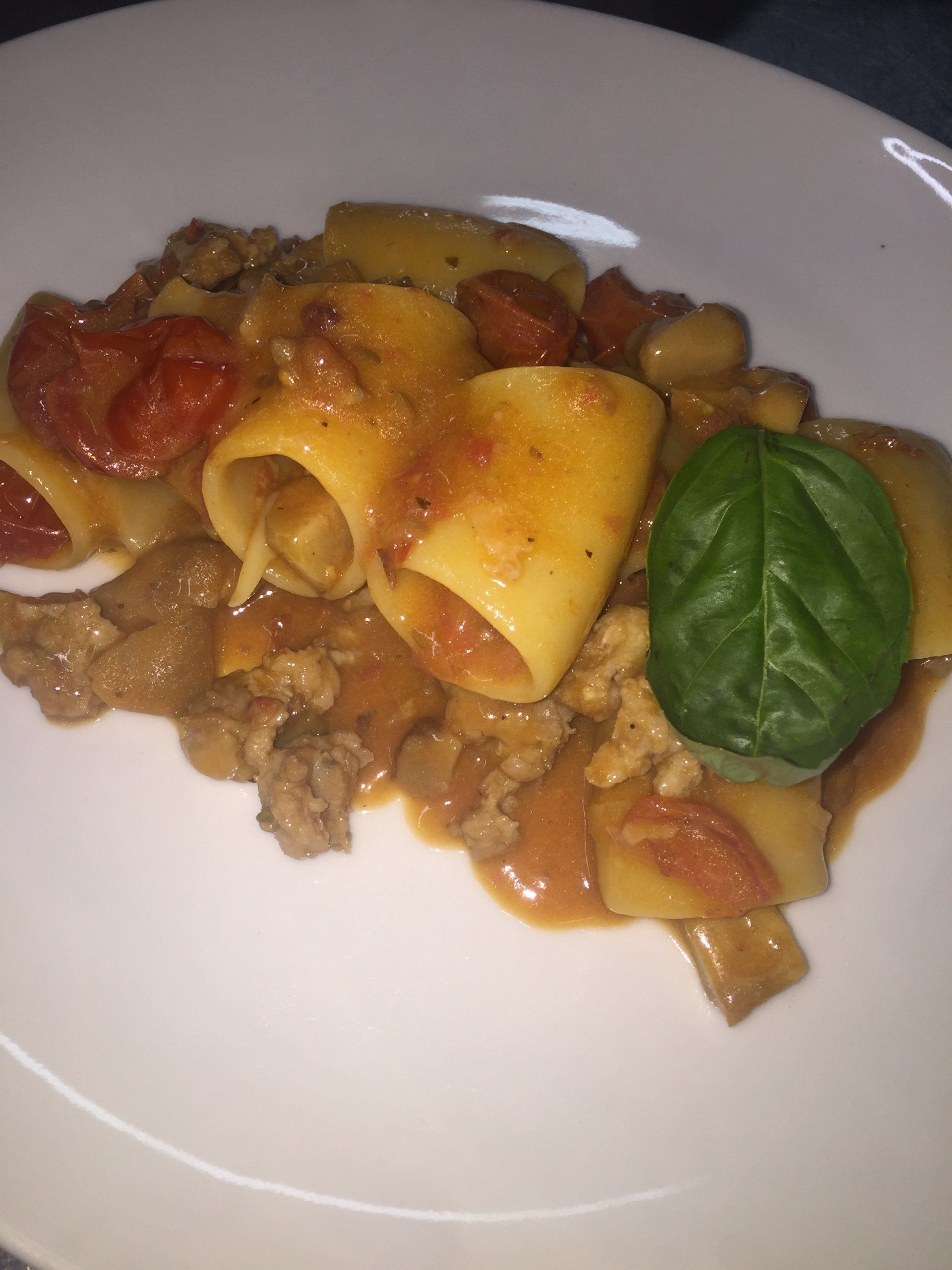 mezze maniche con sugo di carne