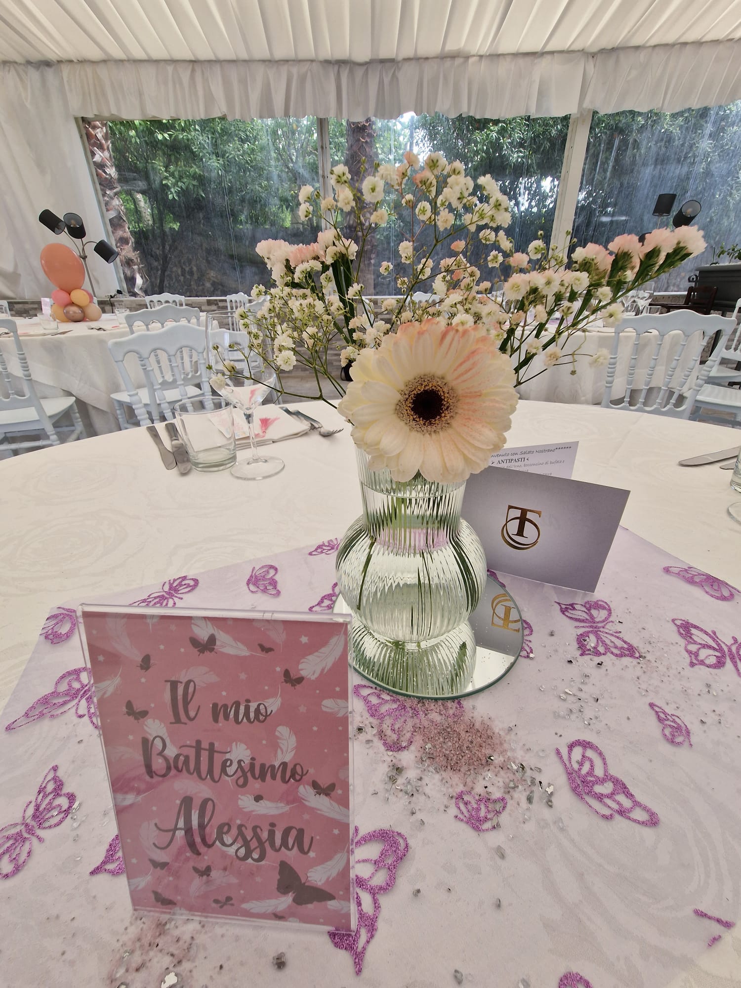 allestimento per il battesimo di un bambina presso Tenuta Olivia 35