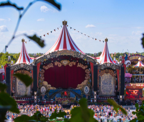 stage podium tomorrowland 3