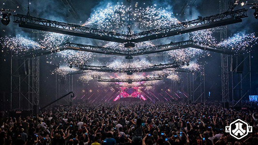 festival tent defqon1 binnen 2