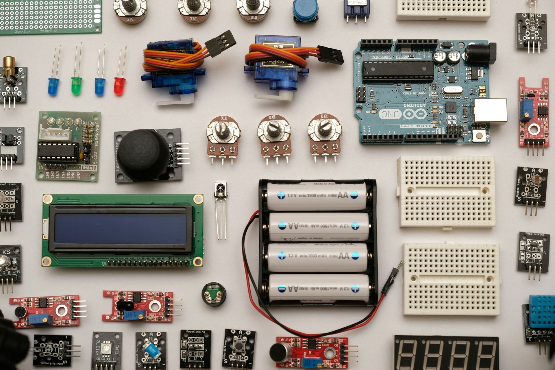 Global sourcing strategies for component shortage solutions