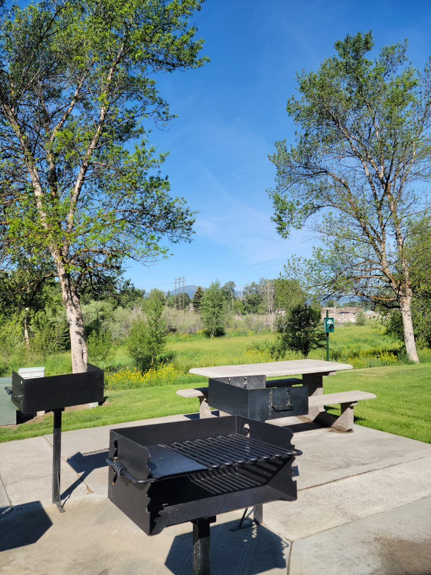 riverside apartments