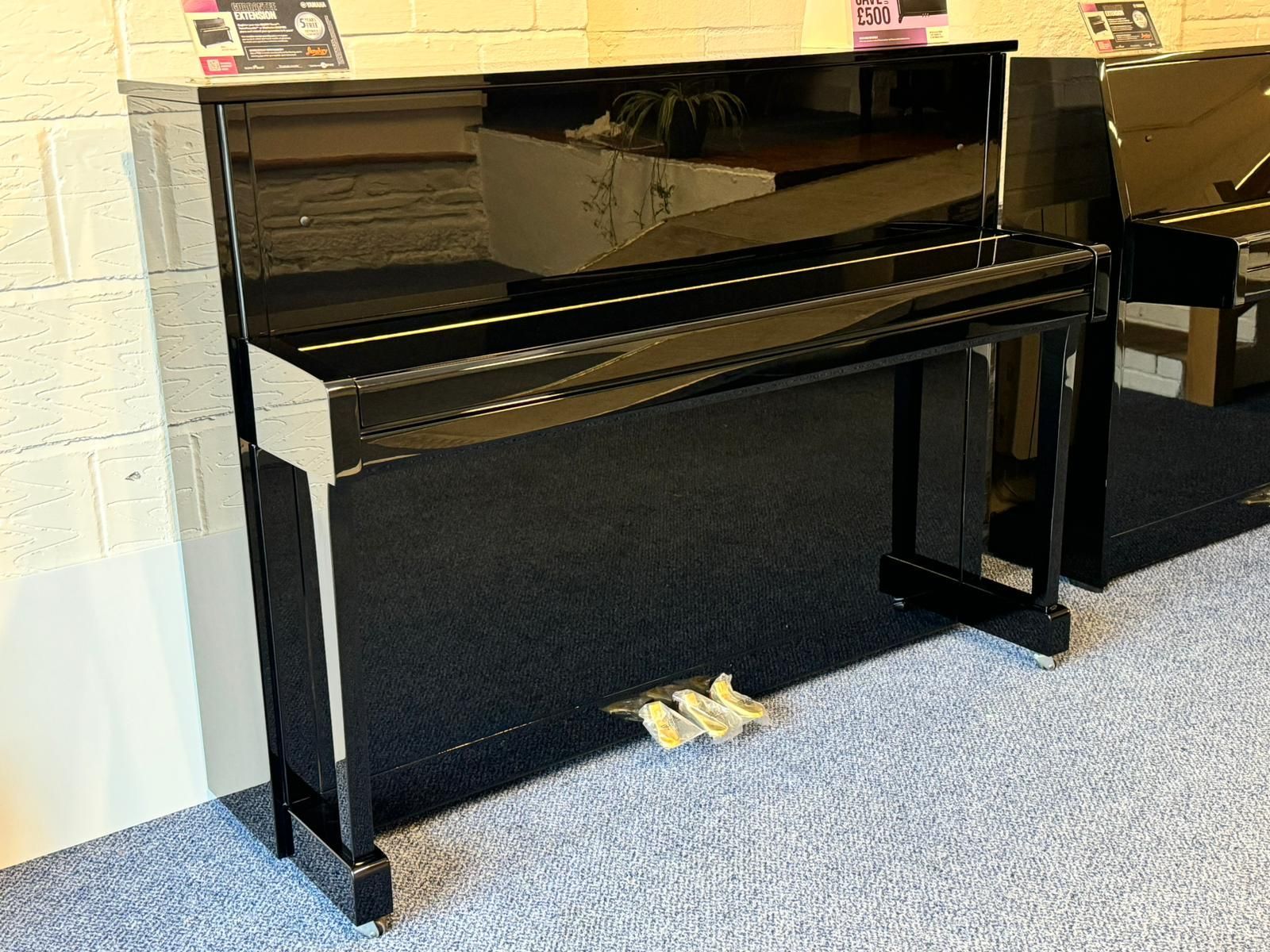 Yamaha B2 upright piano