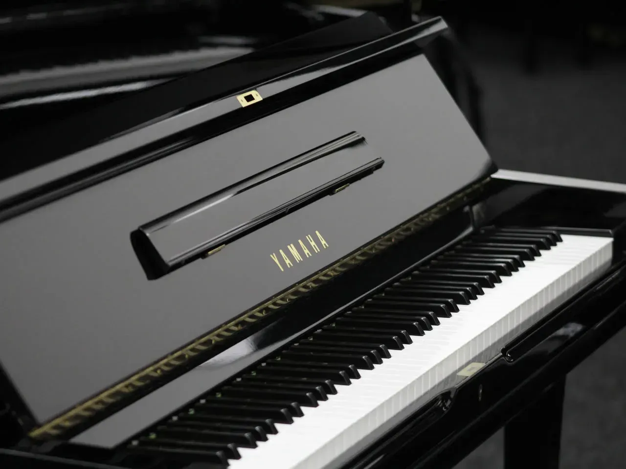 Yamaha U3A (Certified Reconditioned)