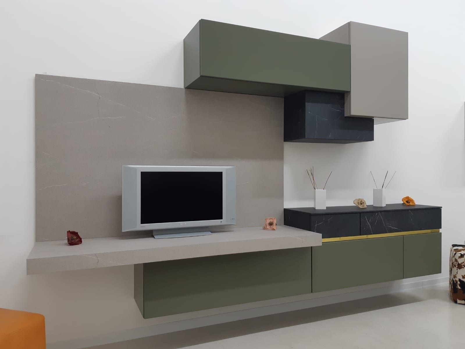 composizione porta tv