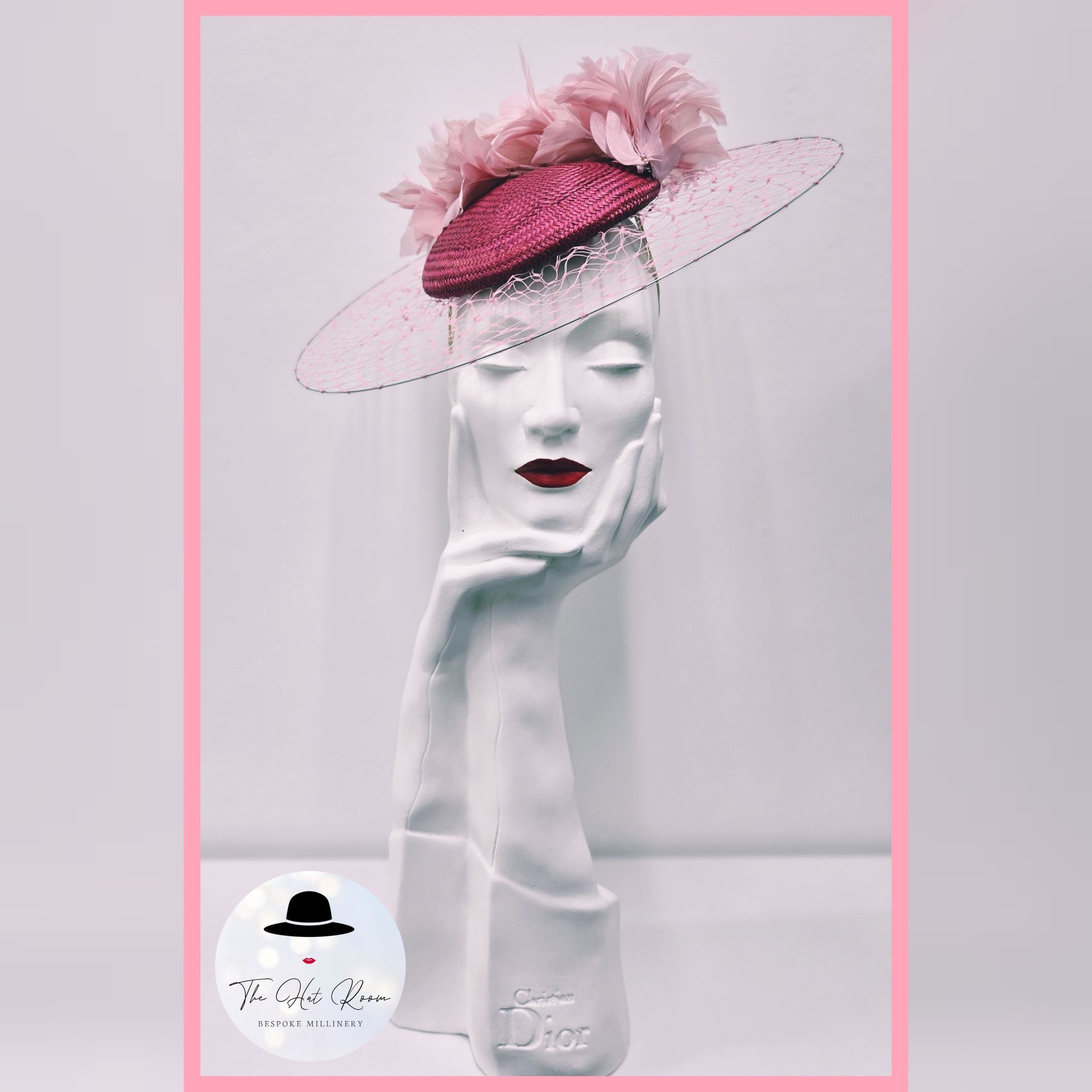 Parisisal Button 
Straw 
veil brim 
feather flowers 
Ascot 
mother of the bride 
wedding guest