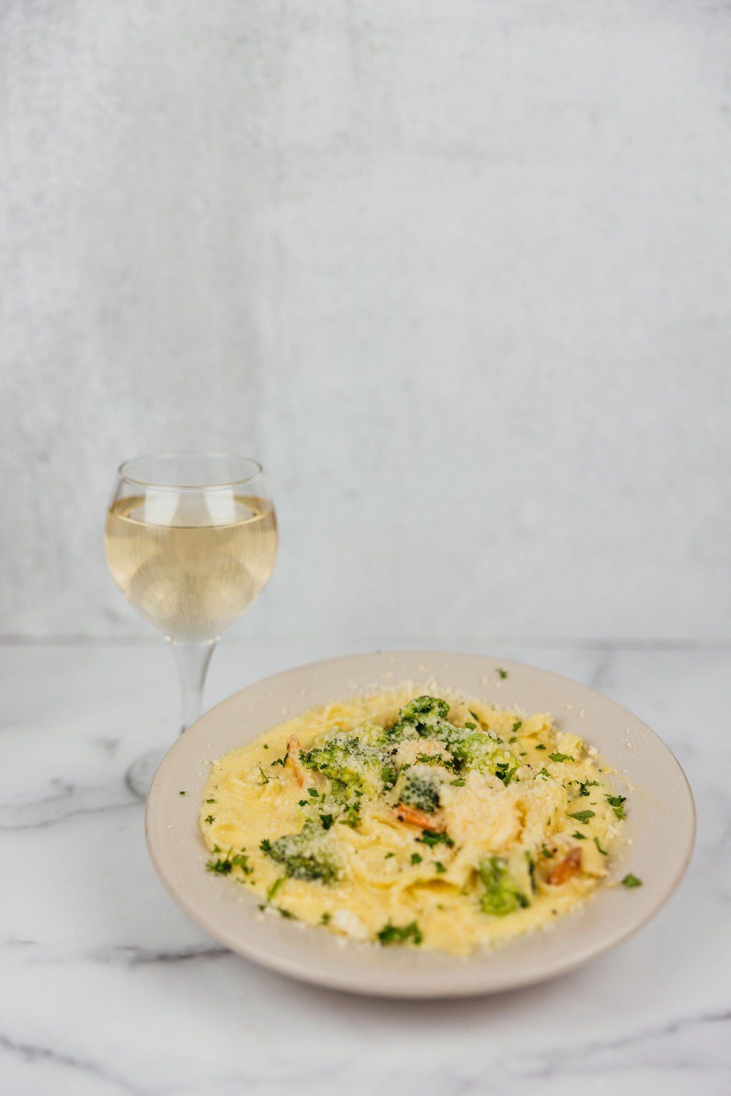 Pair Wine & Pasta Perfectly at Murry’s in Columbia, MO. Explore Our Menu at Our Jazz Restaurant.