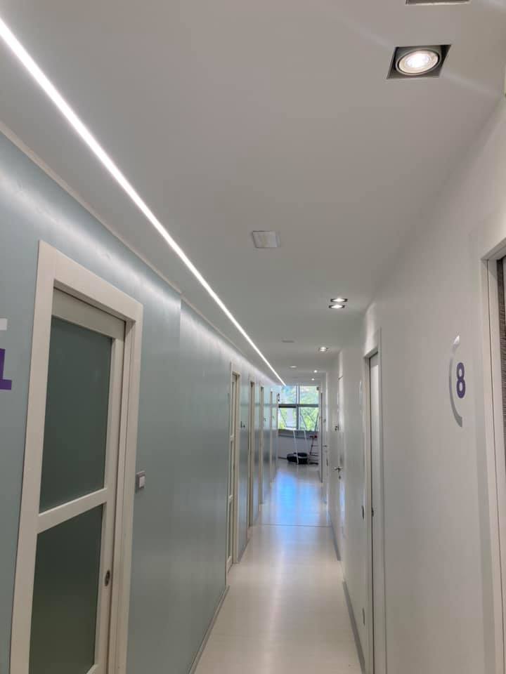 illuminazione a led in corridoio fine lavori