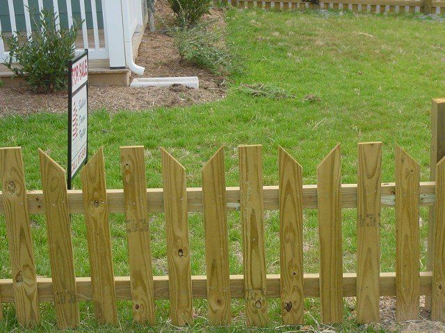 Standard Wood Picket Fence — Madison, VA — Joe Phillips Fence Co.