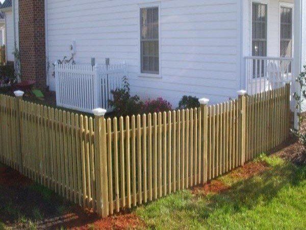 Standard Picket Fence — Madison, VA — Joe Phillips Fence Co.