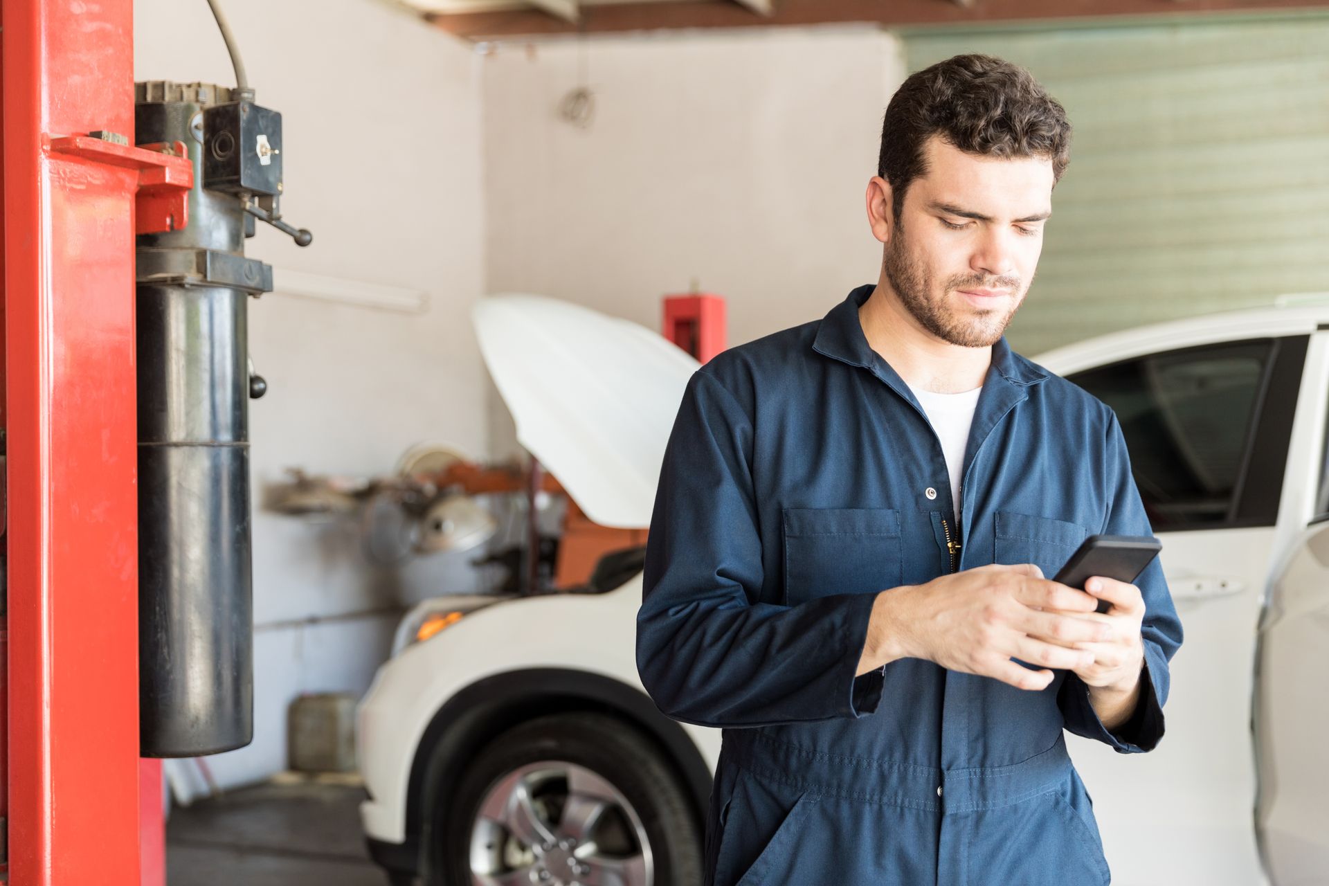 a mechanic  in looking for Chicago digital marketing