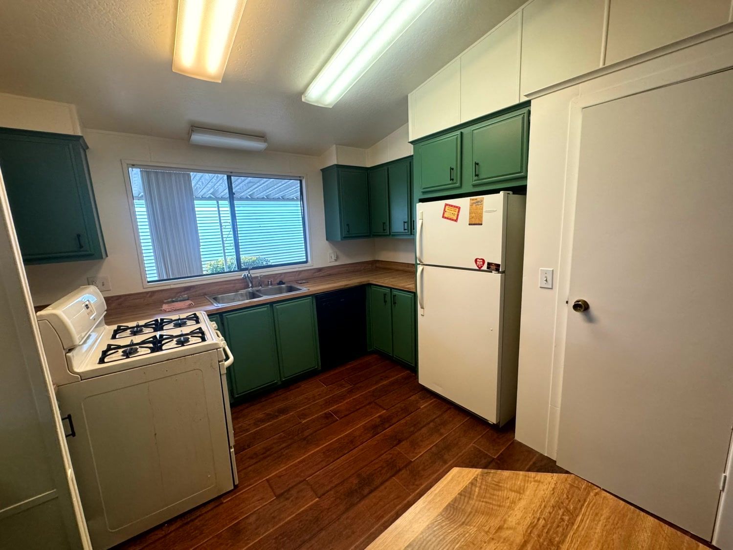 Tru Quality Painting, San Jacinto CA, Hemet CA, Green Acres CA, Winchester CA, Dutch Village CA, Temecula CA, Menifee CA, Sun City Menifee CA, Murrieta CA, Wildomar CA, Canyon Lake CA, Lake Elsinore CA, Perris CA, Mead Valley CA, Lakeview CA, Moreno Valley CA, Banning CA, Beaumont CA, Idyllwild Ca, Valle Vista CA, Painting Contractor Near Me, Painting Company Near Me, Exterior Painting, Exterior Painting Near Me, Stucco Painting, Fence Painting, Siding Painting, Railing Painting, Interior Painting, Interior Painting Near Me, Door Painting, Wall Painting, Ceiling Painting, Trim Painting, Crown Molding Painting, Cabinet Painting, Cabinet Painting Near Me, Repaint Cabinets, Staining, Staining Near Me, Staining Cabinets, Railing Staining, Door Staining, Trim Staining, Epoxy Flooring, Epoxy Flooring Near Me, Epoxy Garage Flooring, Epoxy Garage Flooring Near Me, Floor Coating, Floor Coating Near Me