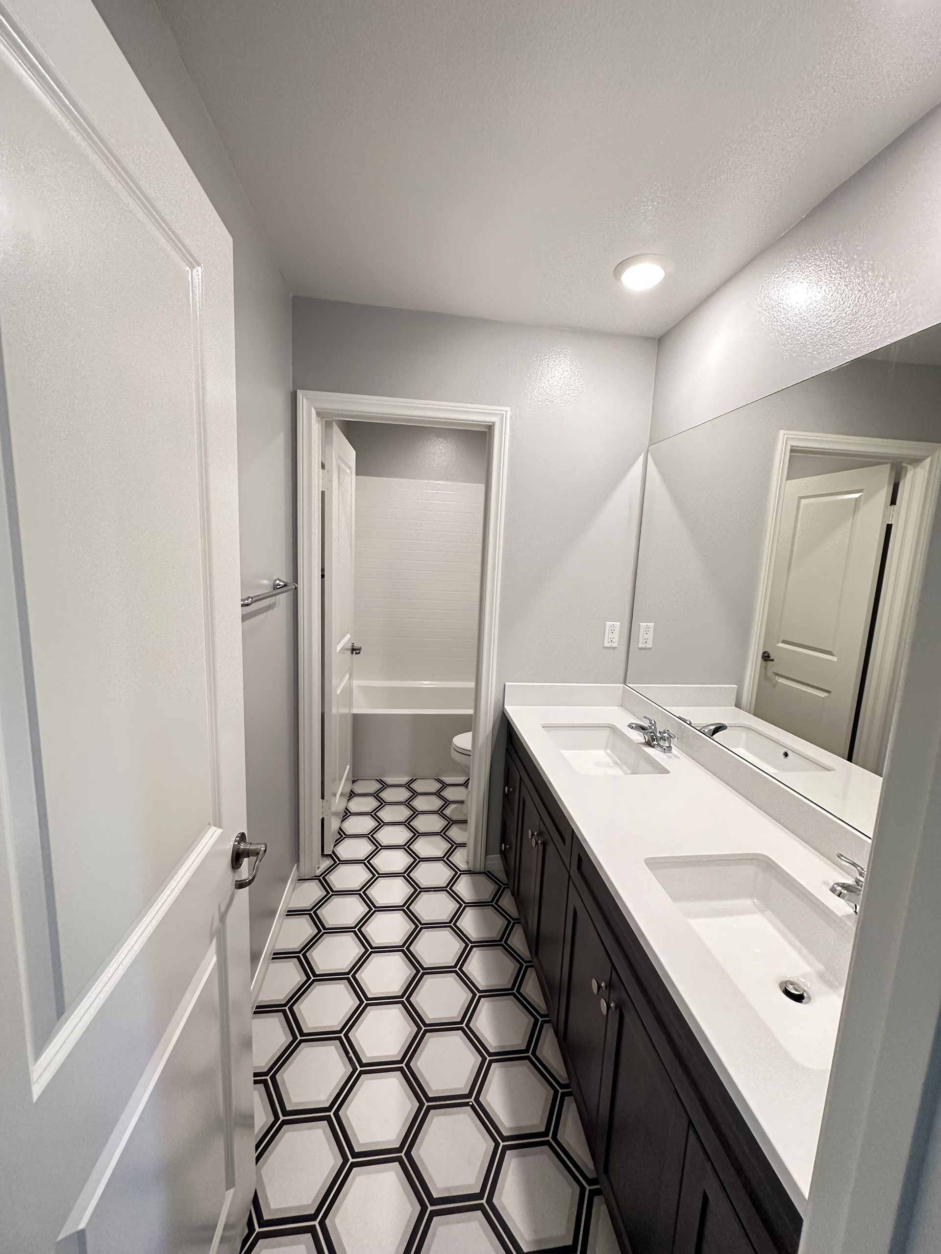 Tru Quality Painting, San Jacinto CA, Hemet CA, Green Acres CA, Winchester CA, Dutch Village CA, Temecula CA, Menifee CA, Sun City Menifee CA, Murrieta CA, Wildomar CA, Canyon Lake CA, Lake Elsinore CA, Perris CA, Mead Valley CA, Lakeview CA, Moreno Valley CA, Banning CA, Beaumont CA, Idyllwild Ca, Valle Vista CA, Painting Contractor Near Me, Painting Company Near Me, Exterior Painting, Exterior Painting Near Me, Stucco Painting, Fence Painting, Siding Painting, Railing Painting, Interior Painting, Interior Painting Near Me, Door Painting, Wall Painting, Ceiling Painting, Trim Painting, Crown Molding Painting, Cabinet Painting, Cabinet Painting Near Me, Repaint Cabinets, Staining, Staining Near Me, Staining Cabinets, Railing Staining, Door Staining, Trim Staining, Epoxy Flooring, Epoxy Flooring Near Me, Epoxy Garage Flooring, Epoxy Garage Flooring Near Me, Floor Coating, Floor Coating Near Me