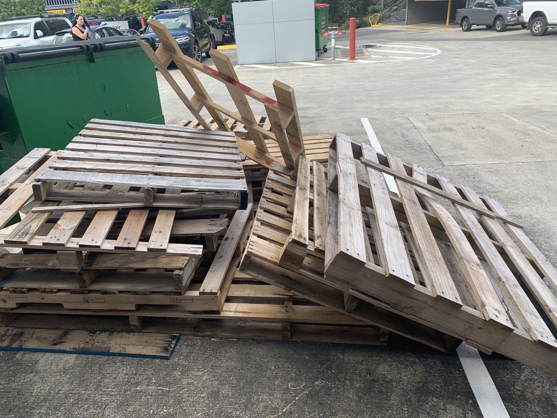 Brisbane Pallet Recyclers Buy and Sell Pallets