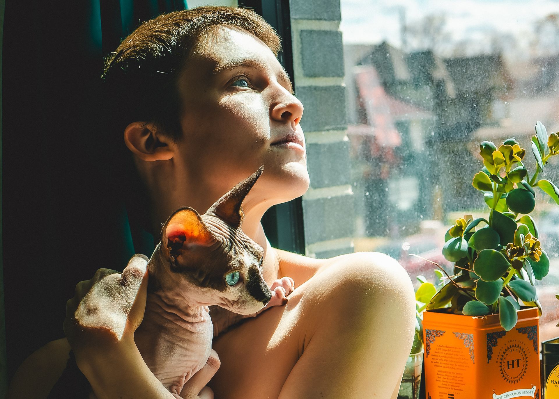 Ahna, brown hair art model with extraordinary eyes, poising for Beauty In Space - Will Evans