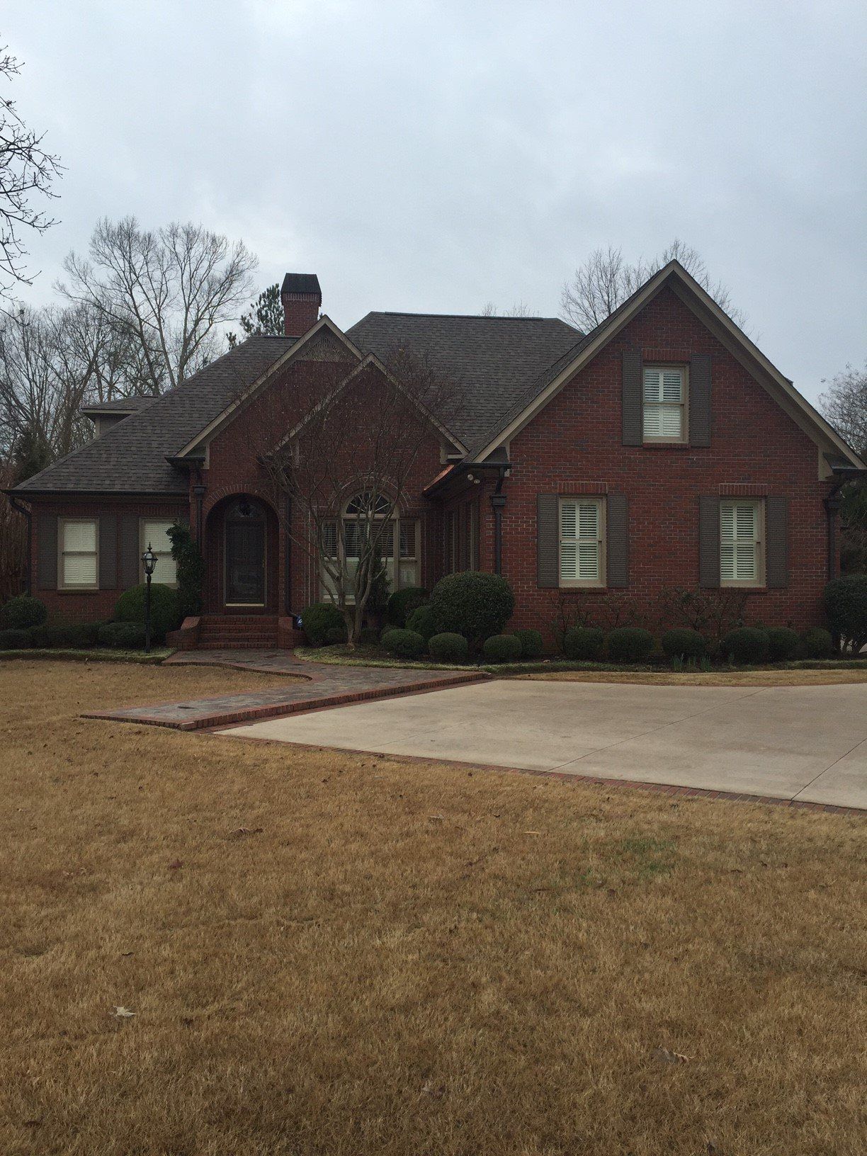Beautiful brick home with new roof - B & B Roofing in Decatur, AL