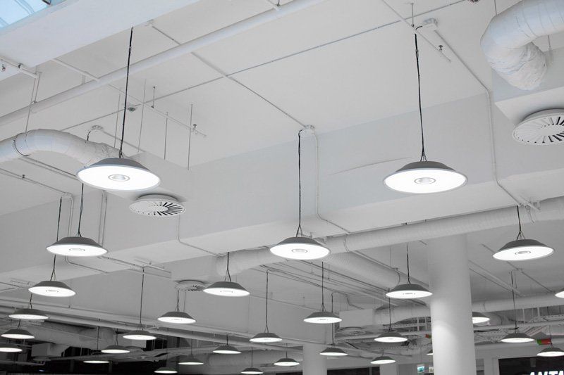 lights hanging from ceiling