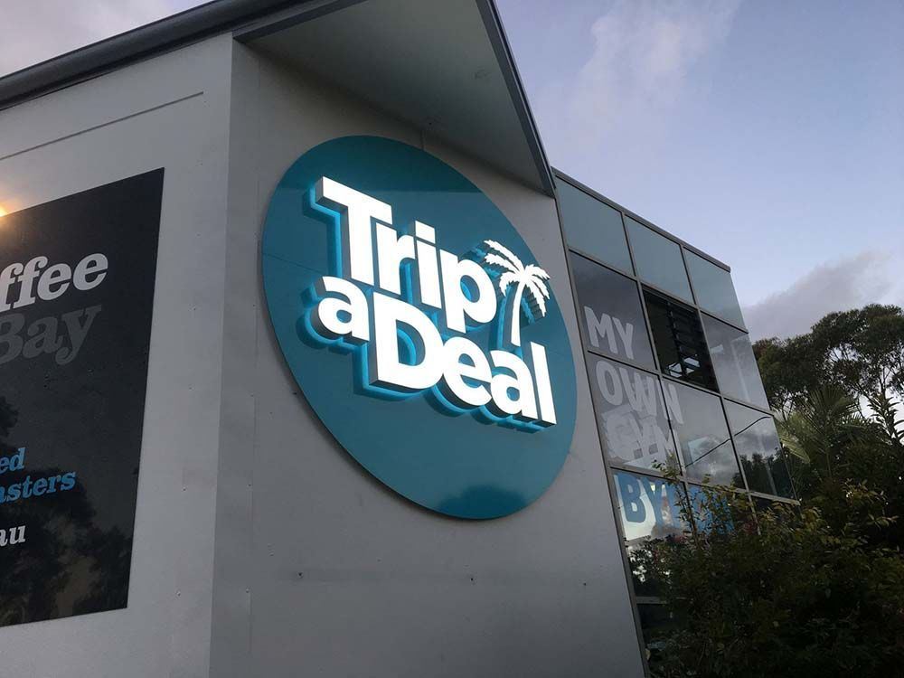 Trip A Deal Sign — Signs in Byron Bay NSW