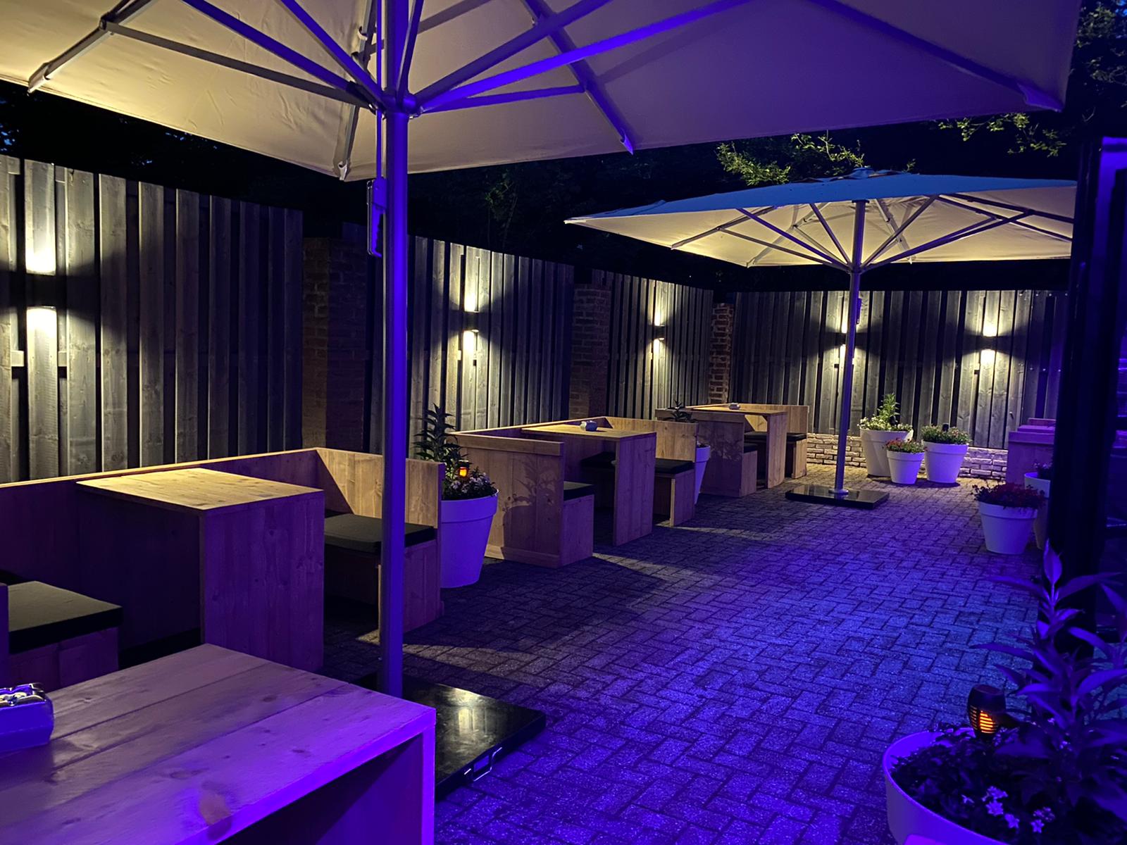 Ook op zomerse avonden is het genieten bij Club Noblesse!