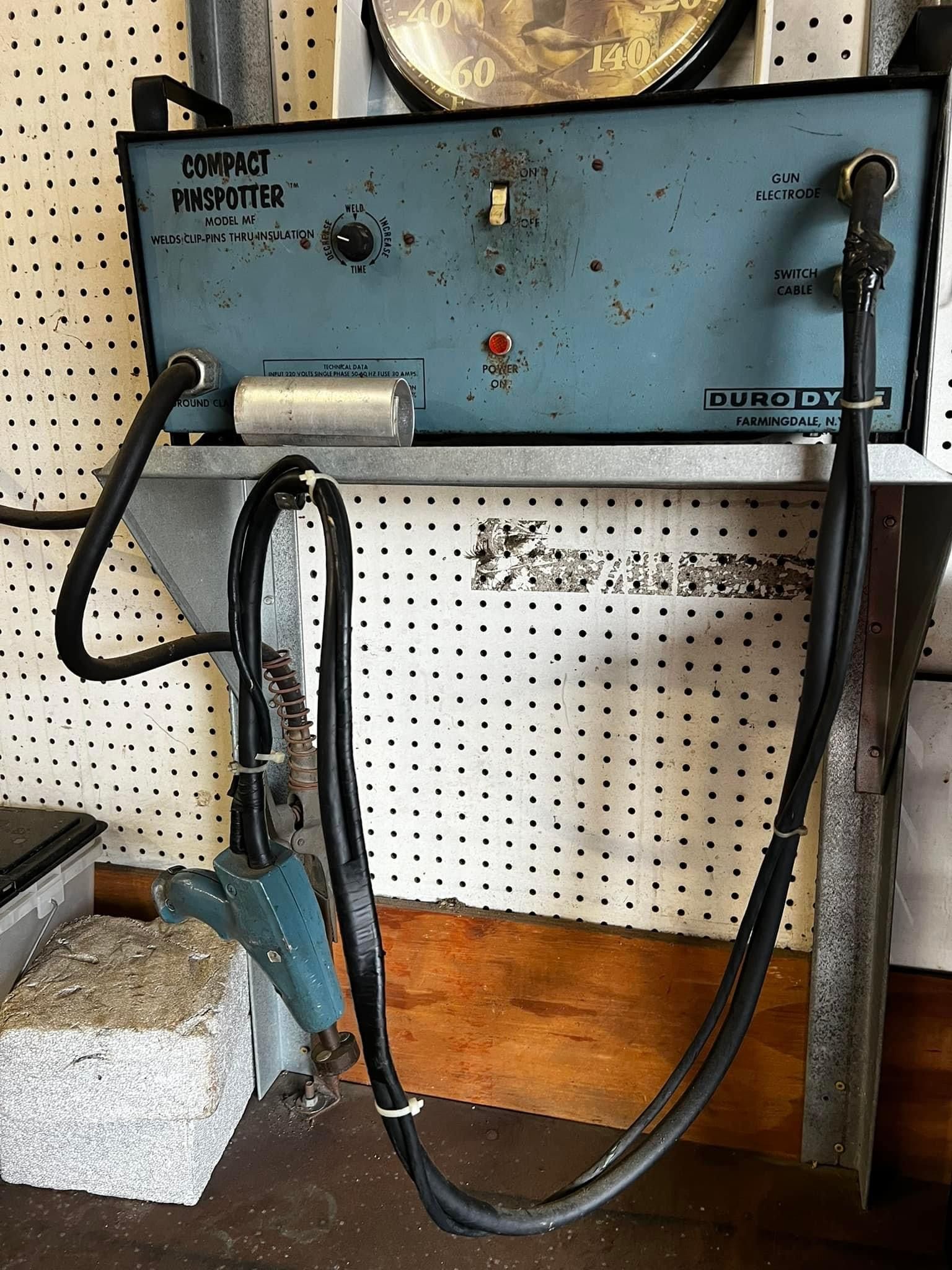 A machine that has the word hot on it