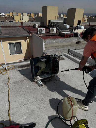 CARGA DE REFRIGERANTES