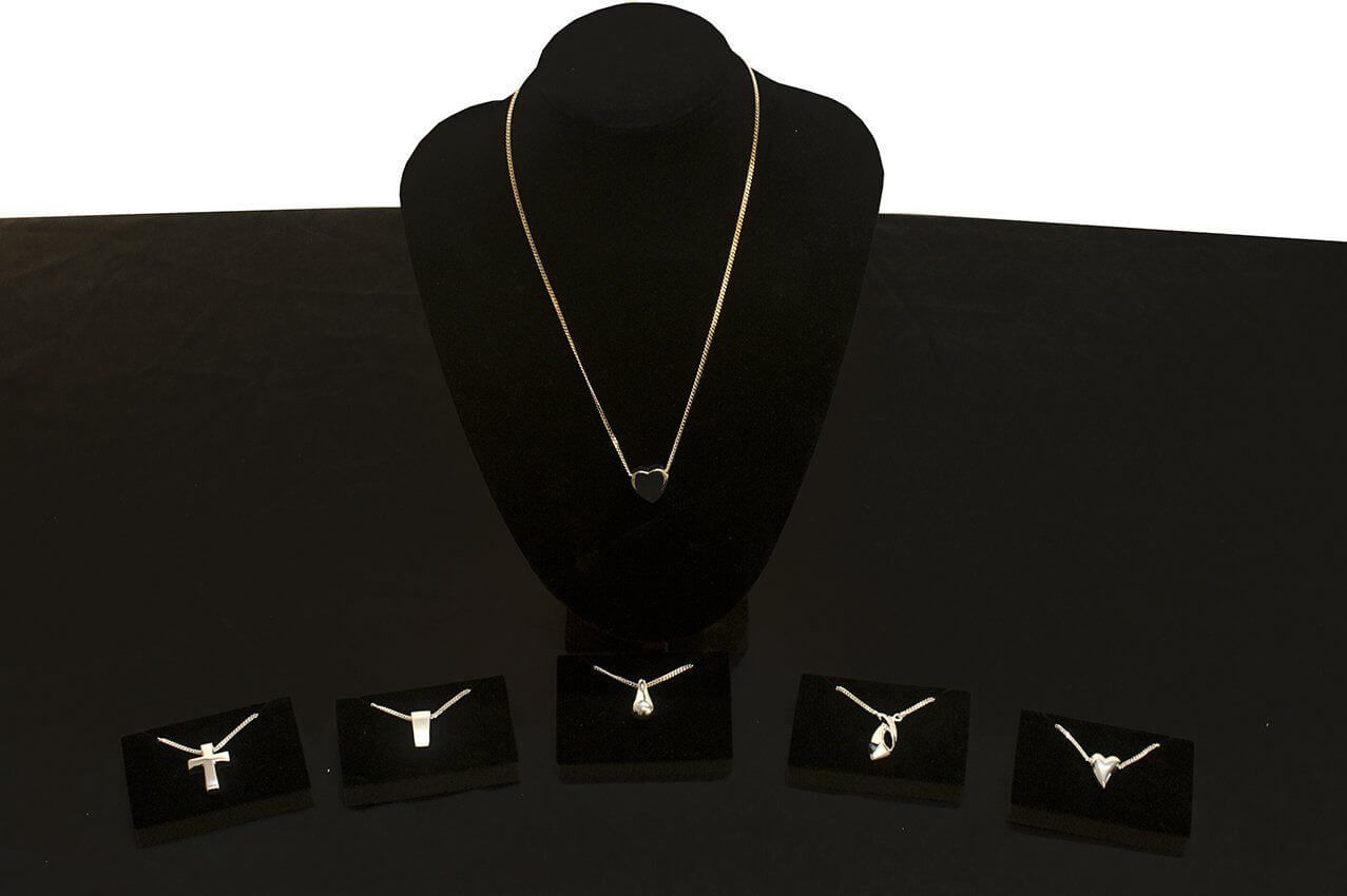 Memorial jewellery