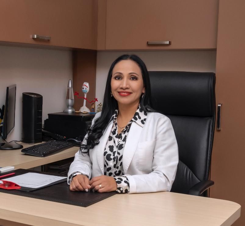 DRA. ALINA VALLE ROJAS - más de 20 años de experiencia