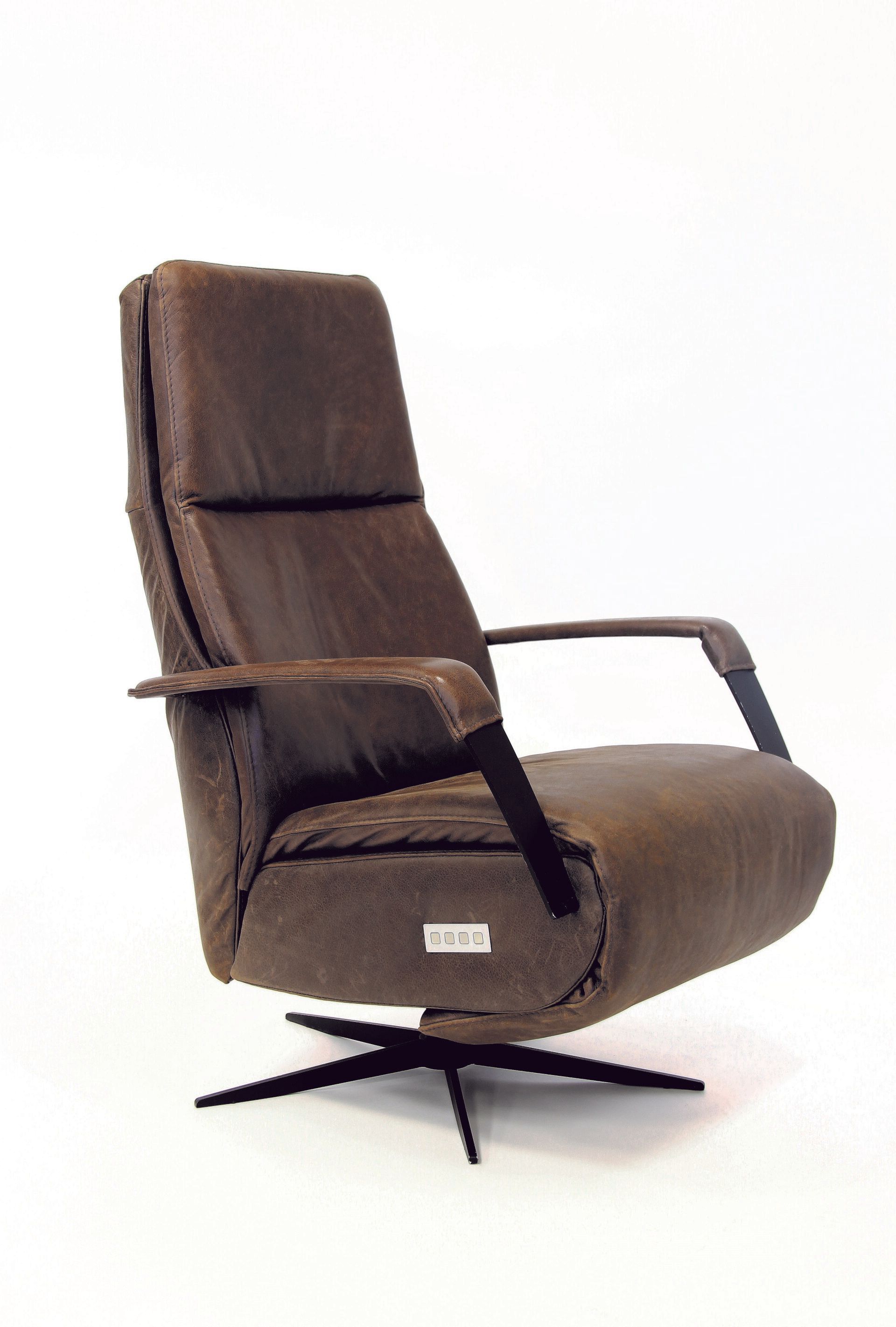 Chill-Line Jaxx Relaxfauteuil een stoere stoel die past in iedere woonkamer deze stoel is geproduceerd door DS Meubel