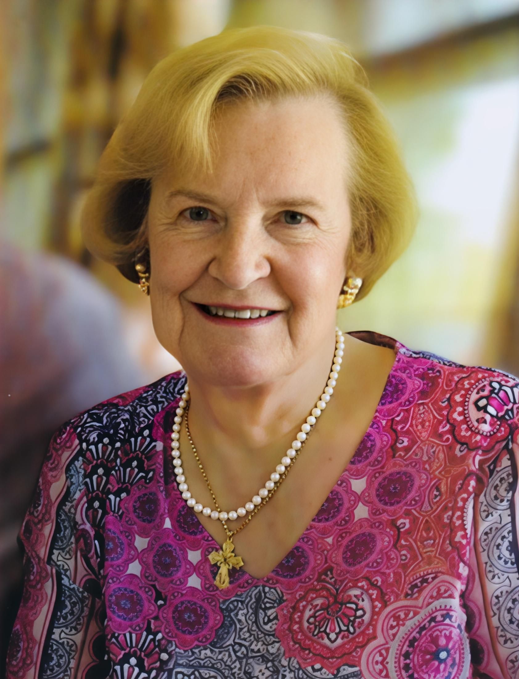 thumbnail size photo of Rita Crouch